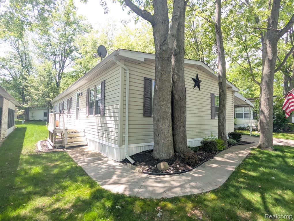 636 Park View, Clio, MI 48420 — Photo 22