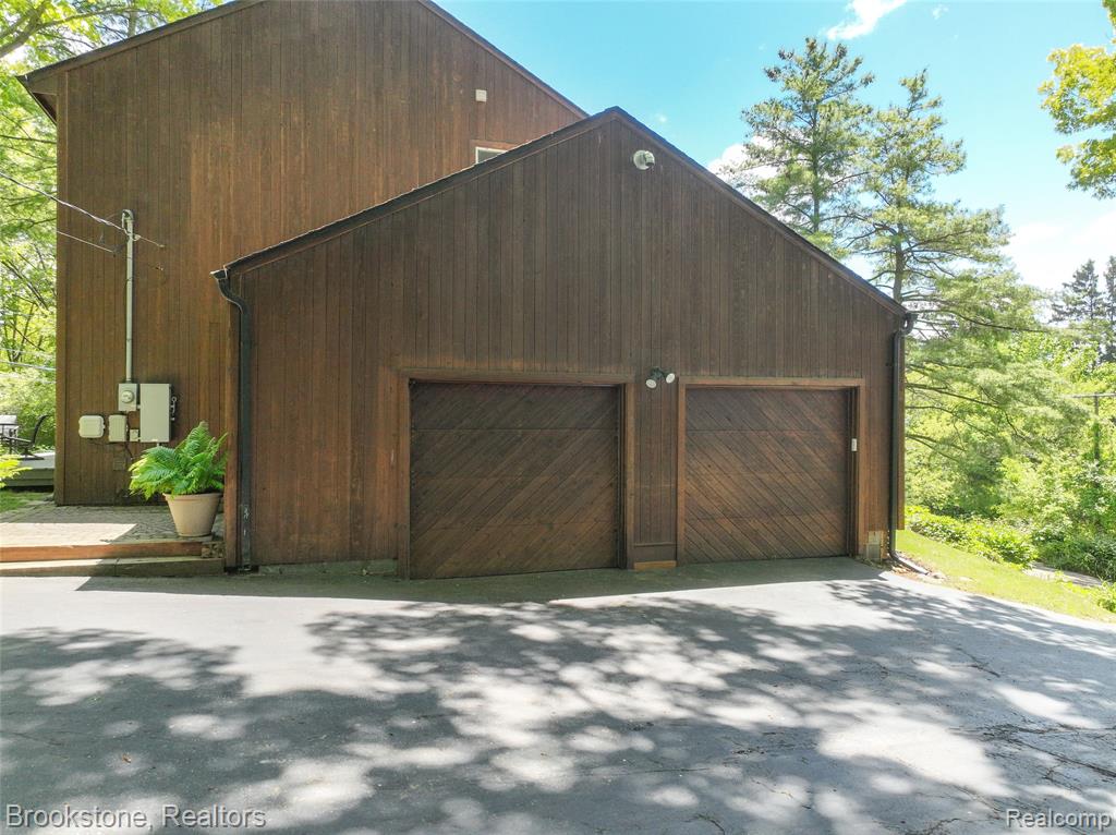 5944 WATERFORD HILL, Clarkston, MI — Photo 15