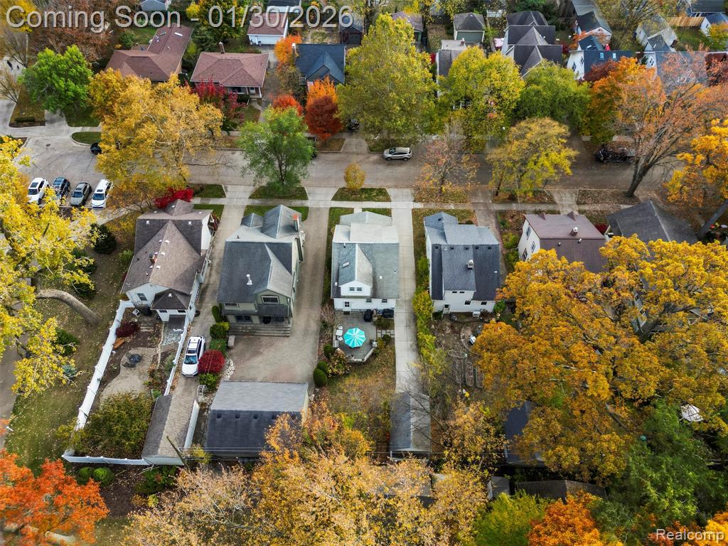 81 Wellesley Drive, Pleasant Ridge, MI — Photo 27