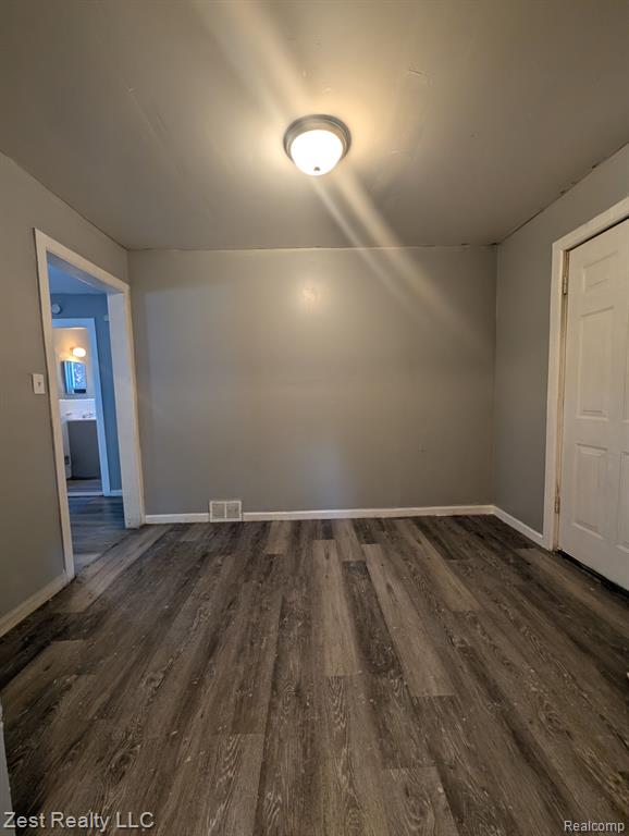 231 W BRENTWOOD Street, Highland Park, MI 48203 — Photo 6