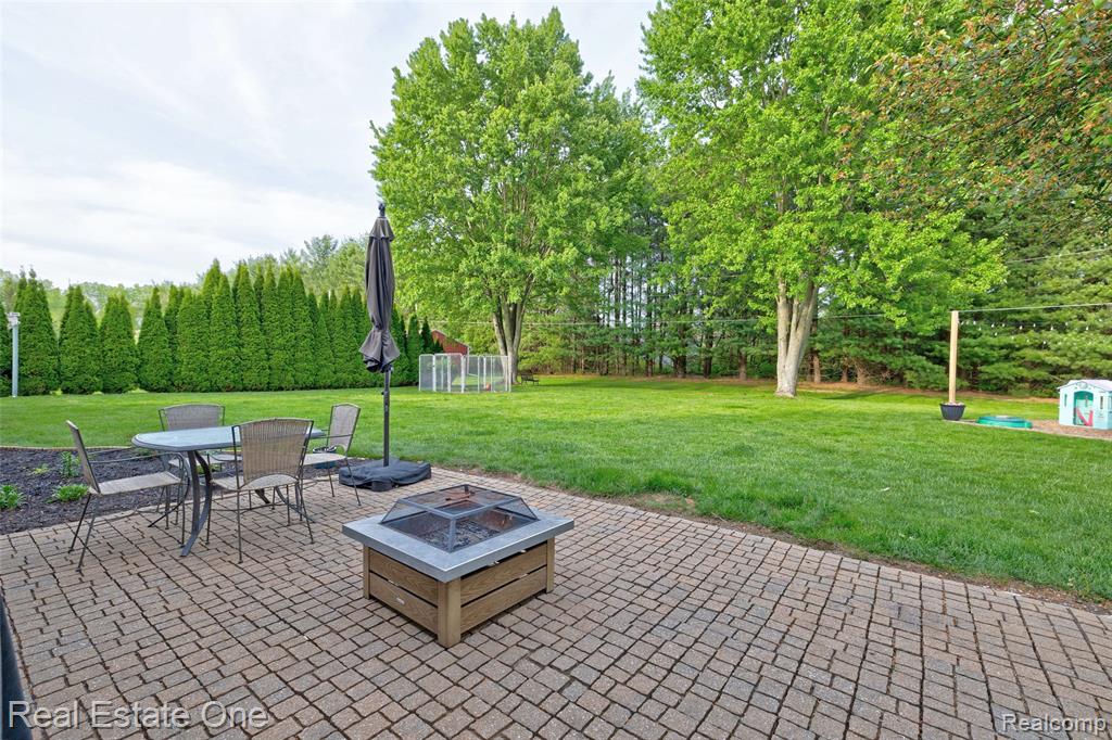 1574 Farnsworth Road, Lapeer, MI 48446 — Photo 38