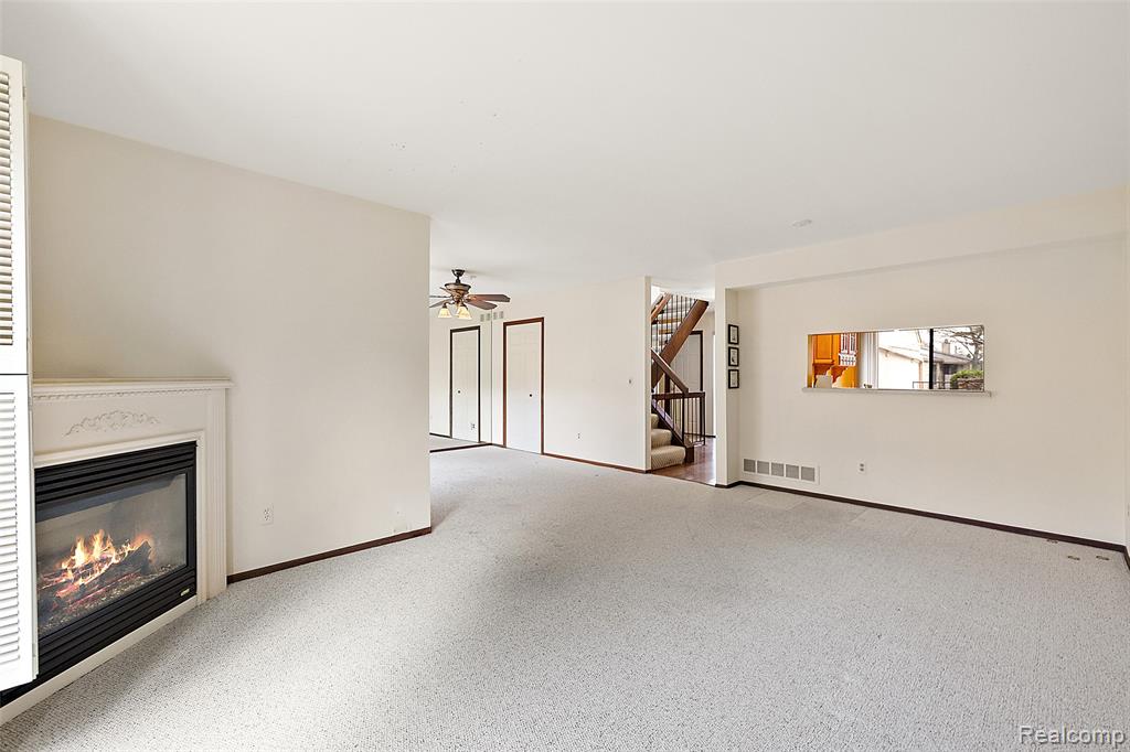 23243 Farmington Road, Farmington, MI 48336 — Photo 5