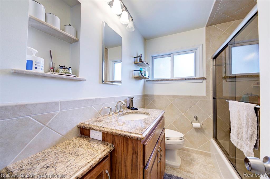 702 Woodlawn Avenue, Royal Oak, MI 48073 — Photo 26
