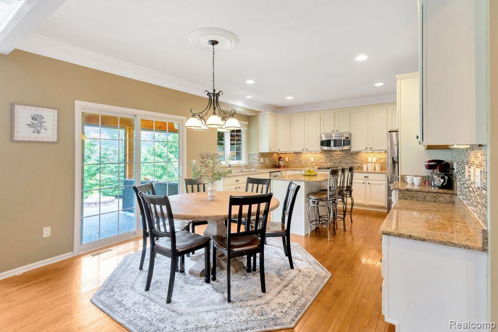 48956 RUNNING TROUT Lane, Northville, MI 48168 — Photo 11