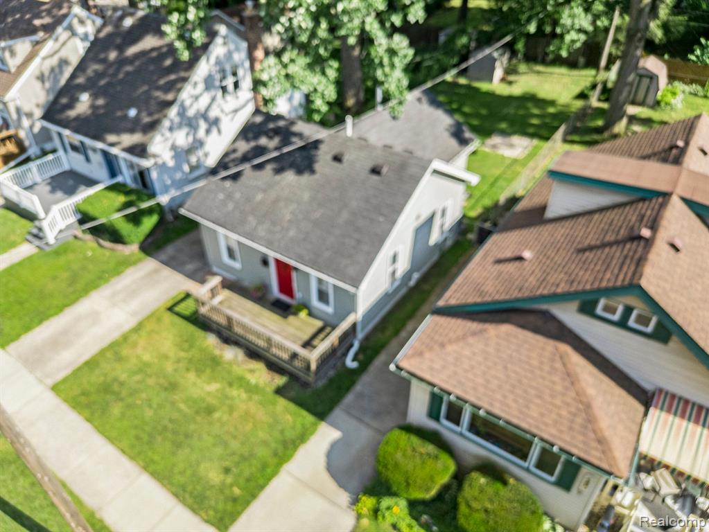 464 E MAPLEHURST Street, Ferndale, MI 48220 — Photo 31