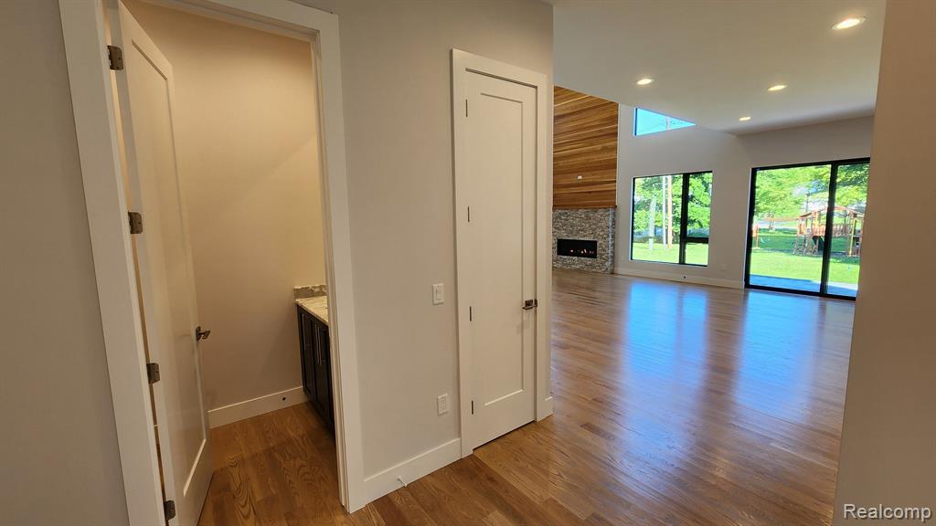 4776 WALNUT LAKE Road, Bloomfield Hills, MI 48301 — Photo 47