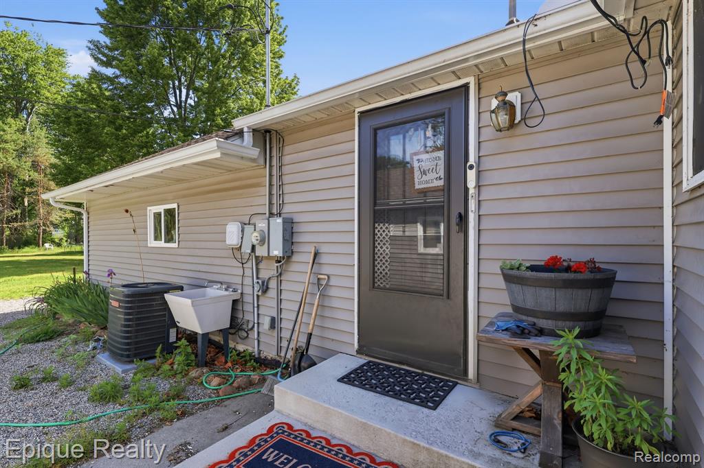 3652 Norman Road, Fort Gratiot, MI 48059 — Photo 5