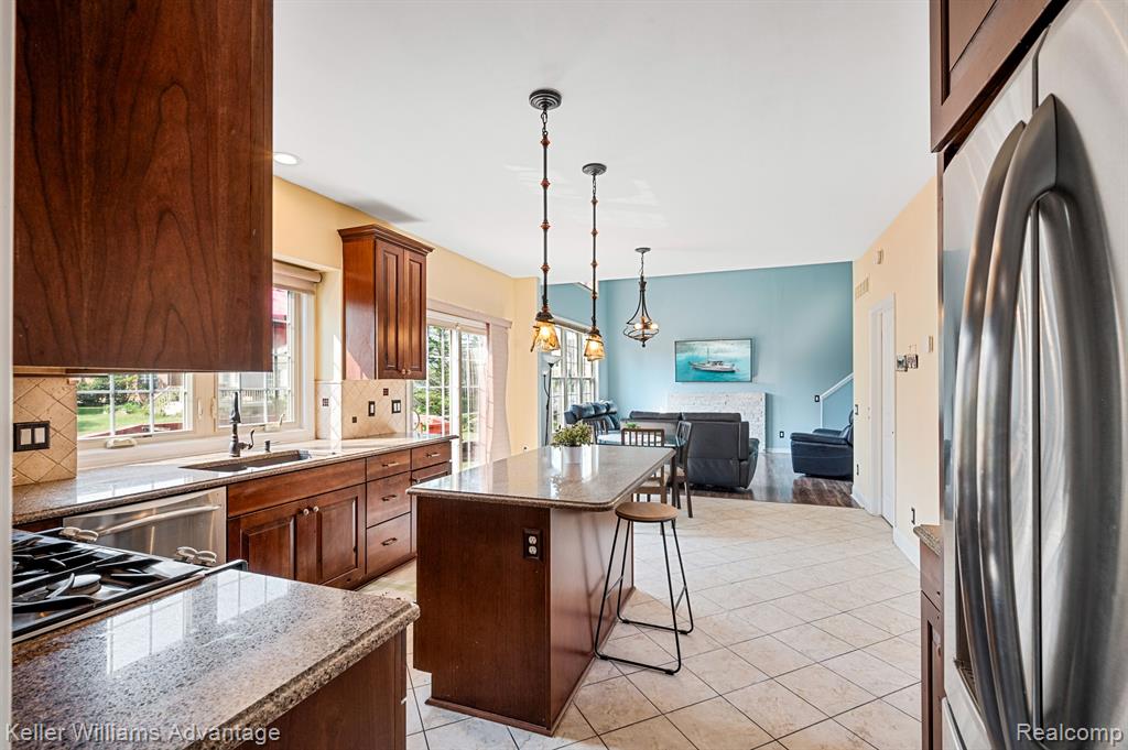 44708 FENWICK Drive, Canton, MI 48188 — Photo 16