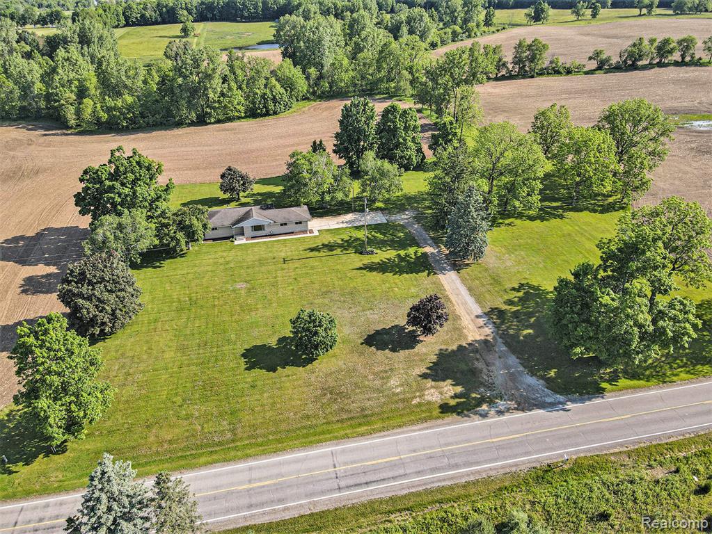 12105 Hegel Road, Goodrich Vlg, MI — Photo 27