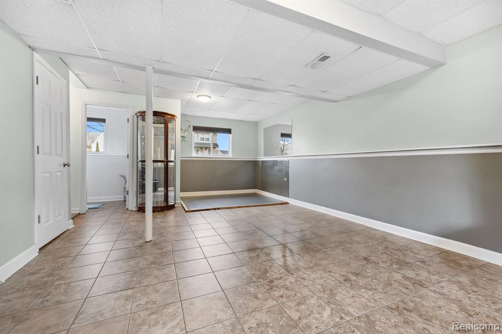 77 Coyote Court, Pinckney, MI 48169 — Photo 19