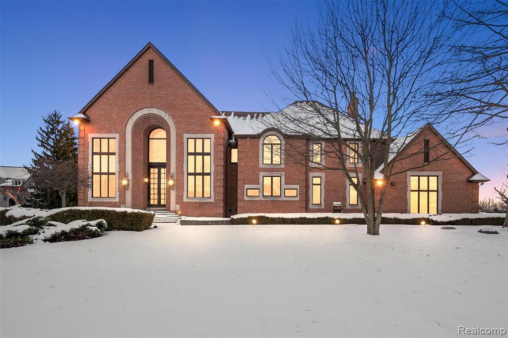 5744 Lochmoor Court, Rochester, MI 48306 — front exterior