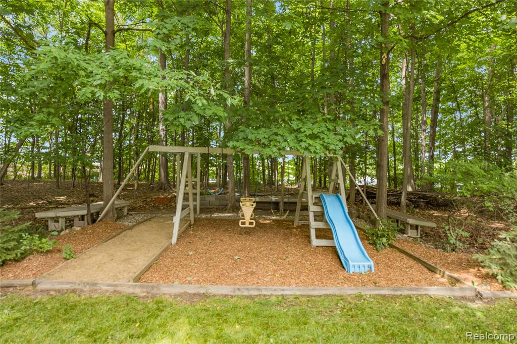 39566 Danielle Drive, Northville, MI 48167 — Photo 54