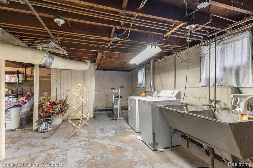 7240 WILLIAMSON Street, Dearborn, MI 48126 — Photo 33