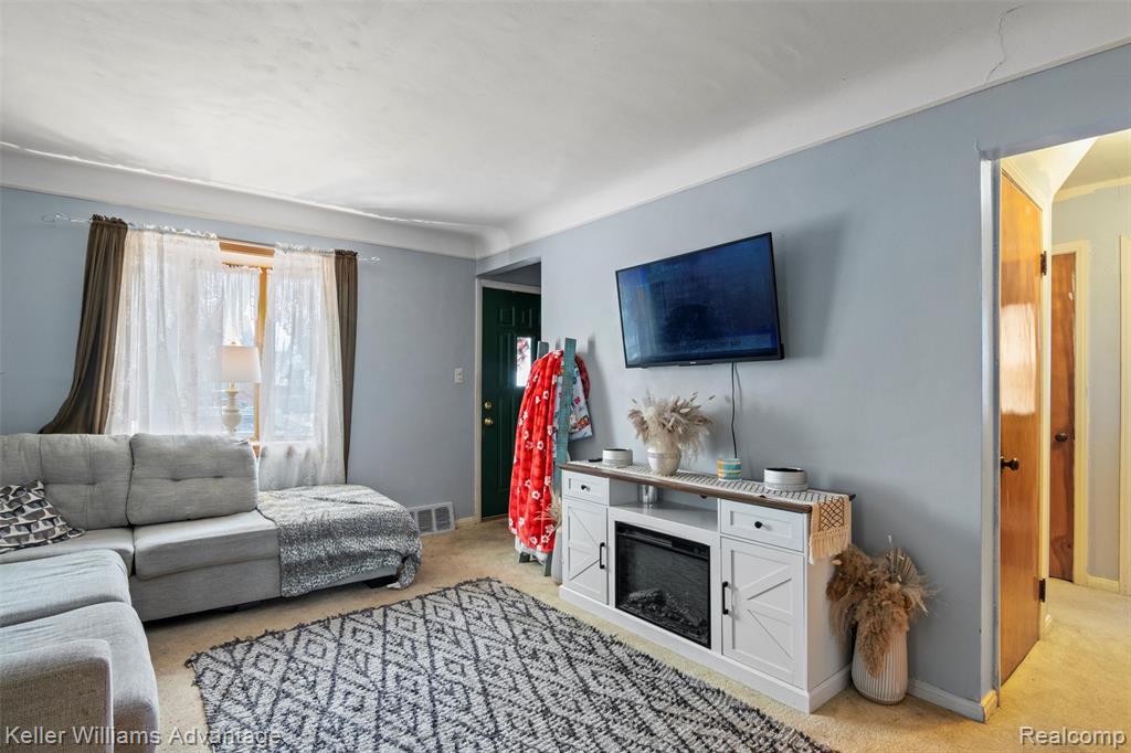 2085 Thomas Street, Lincoln Park, MI 48146 — Photo 9