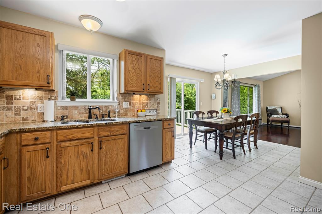 4364 Meadows Avenue, Burton, MI 48439 — Photo 16