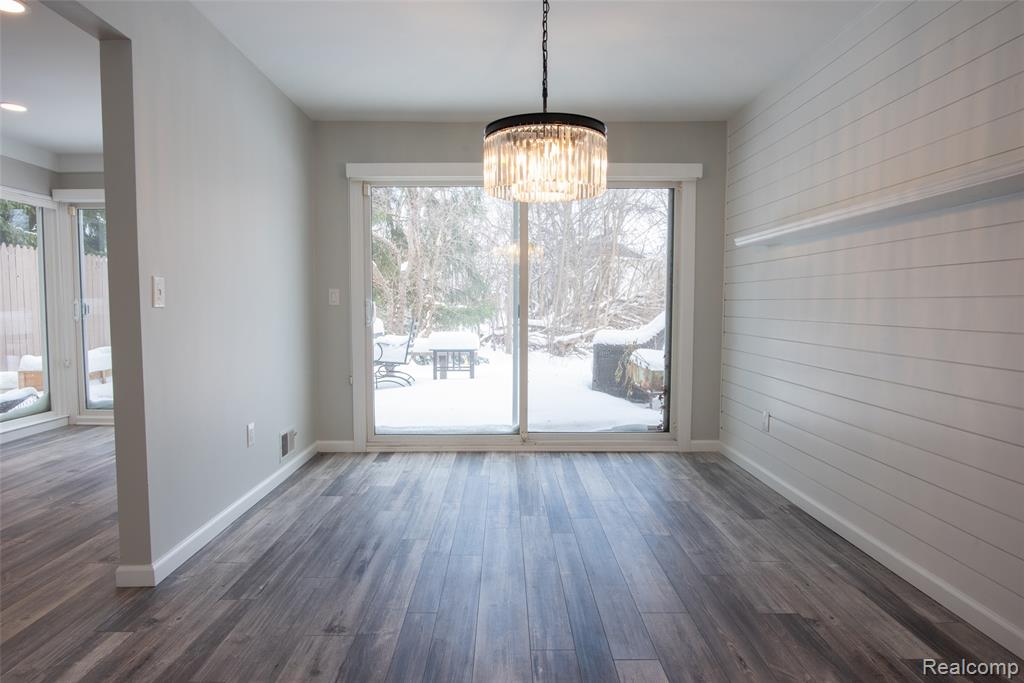 2677 Williamsburg Circle, Auburn Hills, MI 48326 — Photo 7