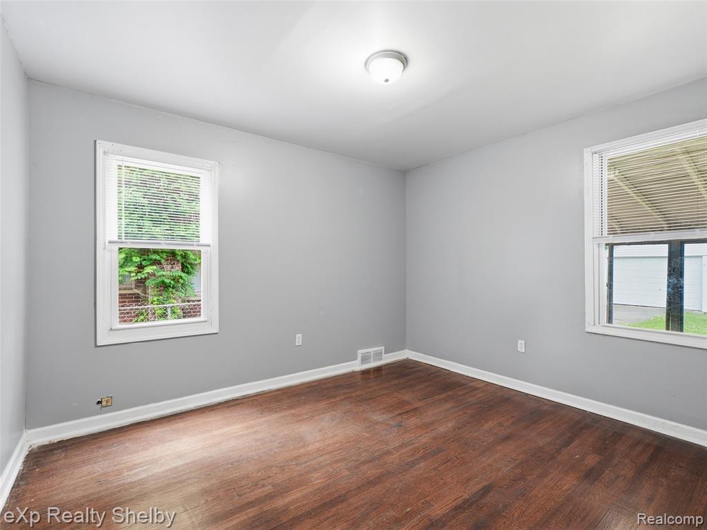 16476 Rossini Drive, Detroit, MI 48205 — Photo 13