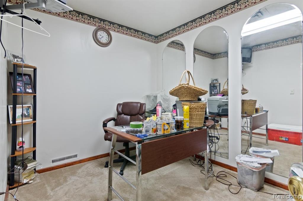1900 E GRAND Boulevard, Detroit, MI 48211 — Photo 25