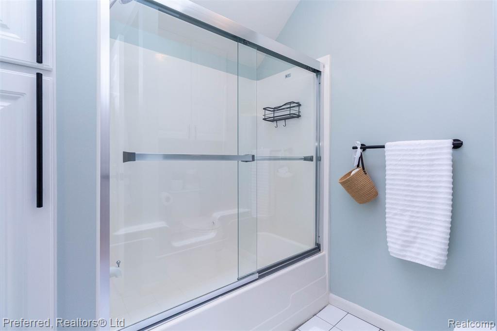 8783 Cooley Beach Drive, White Lake, MI — Photo 47