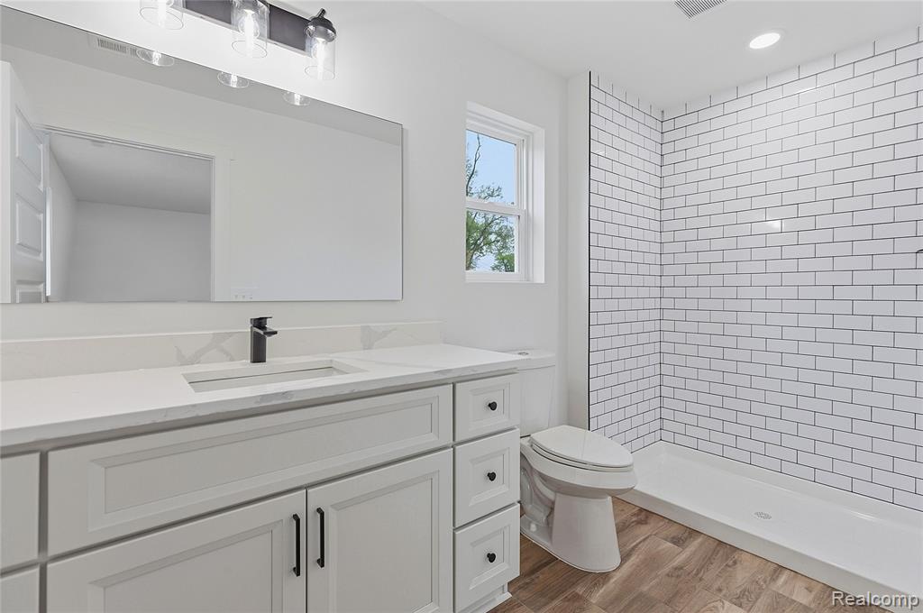 1404 E George Avenue, Hazel Park, MI 48030 — Photo 16
