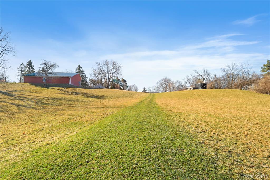 7163 Burpee Road, Grand Blanc, MI 48439 — Photo 42