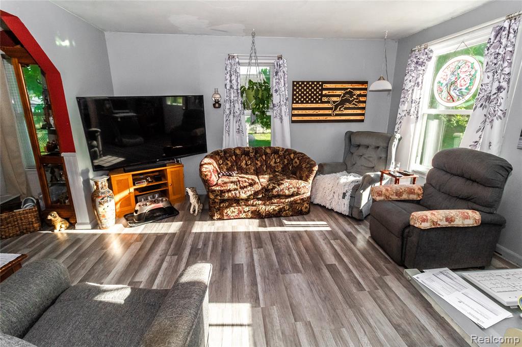 9030 Washburn Road, Columbiaville, MI 48421 — Photo 5