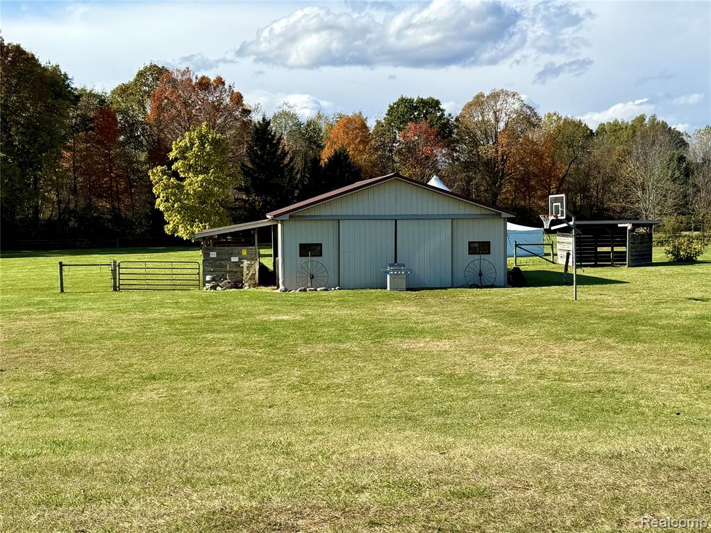 835 N Lake George Road, Attica, MI 48412 — Photo 24