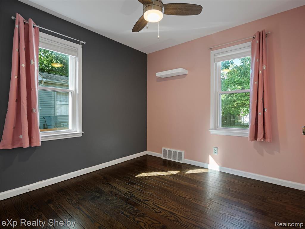 606 Catalpa Drive, Royal Oak, MI 48067 — Photo 17