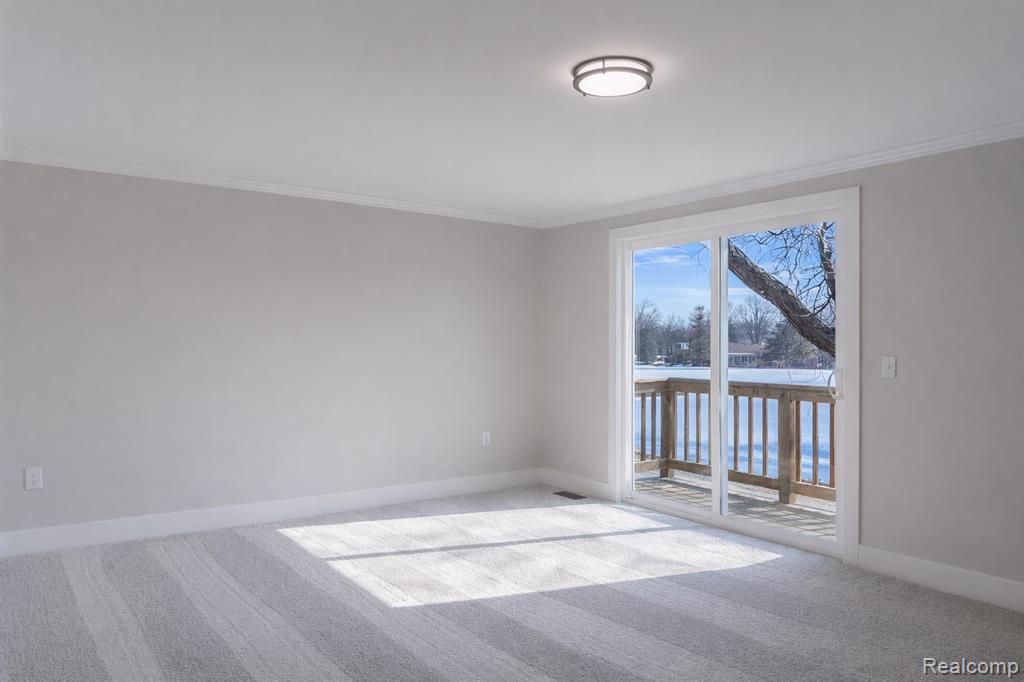 54832 Blue Cloud Drive, Utica, MI 48315 — Photo 28