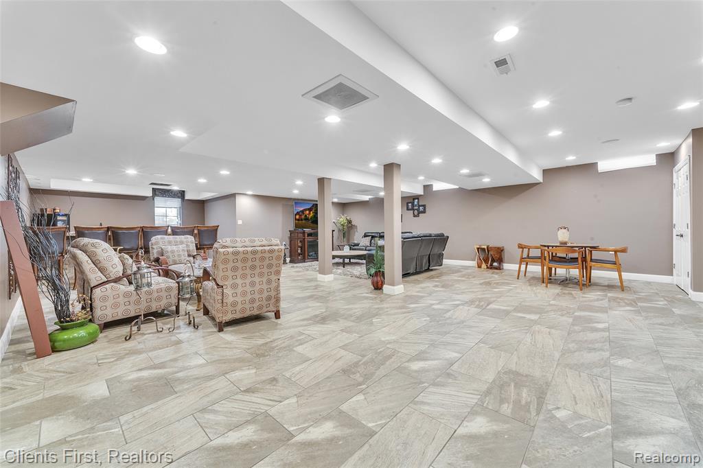 44497 White Pine Circle W, Northville, MI 48168 — Photo 47