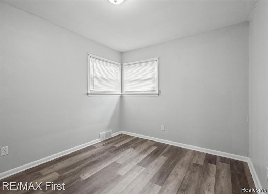 87 E PLEASANT Street, River Rouge, MI 48218 — Photo 11