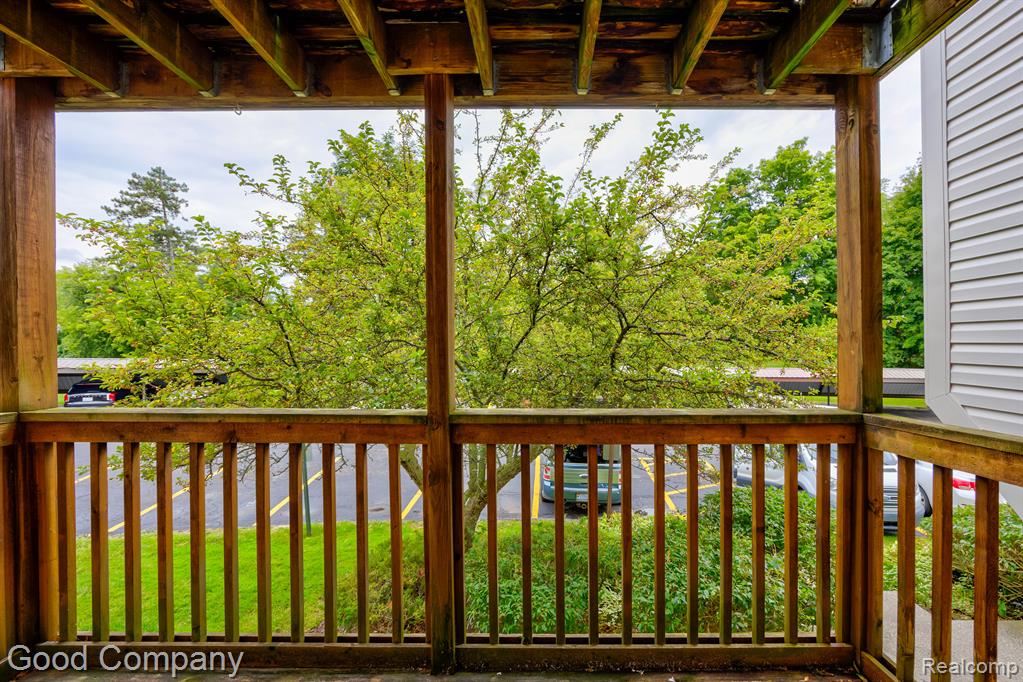 30056 W 12 MILE Road, 79, Farmington Hills, MI 48334 — Photo 9