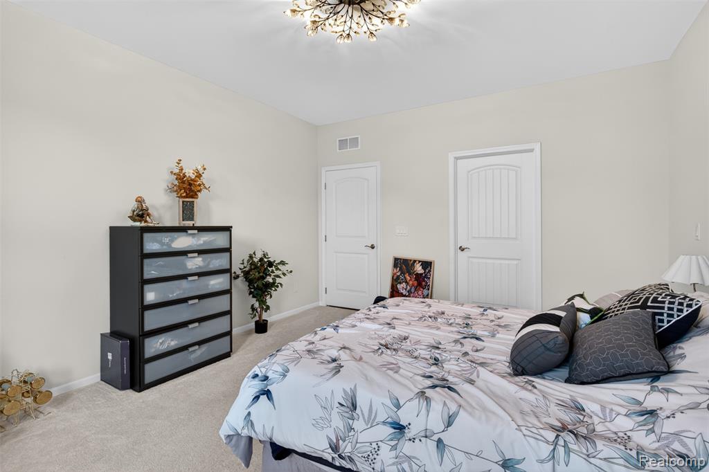 48827 Windfall Road, Novi, MI — Photo 30