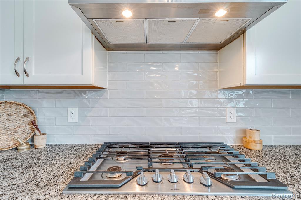 51011 Rockingham Drive, Canton, MI 48188 — Photo 13
