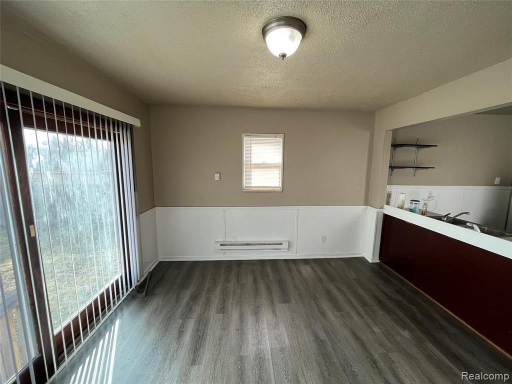 7552 WESTMINSTER Avenue, Warren, MI 48091 — Photo 7