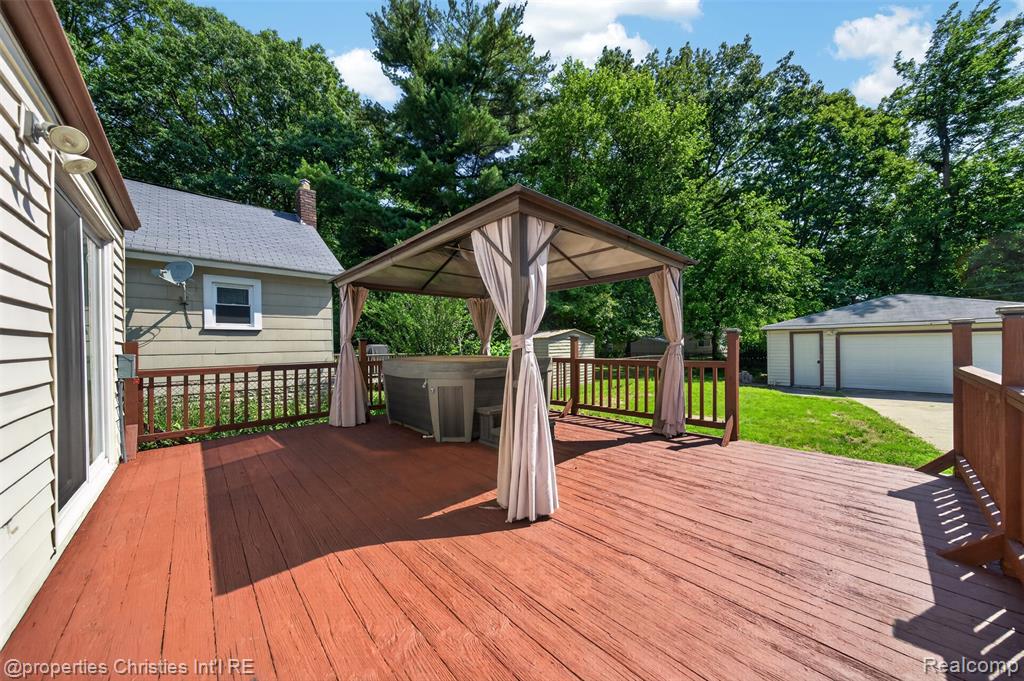 27856 Lenox Avenue, Madison Heights, MI 48071 — Photo 33