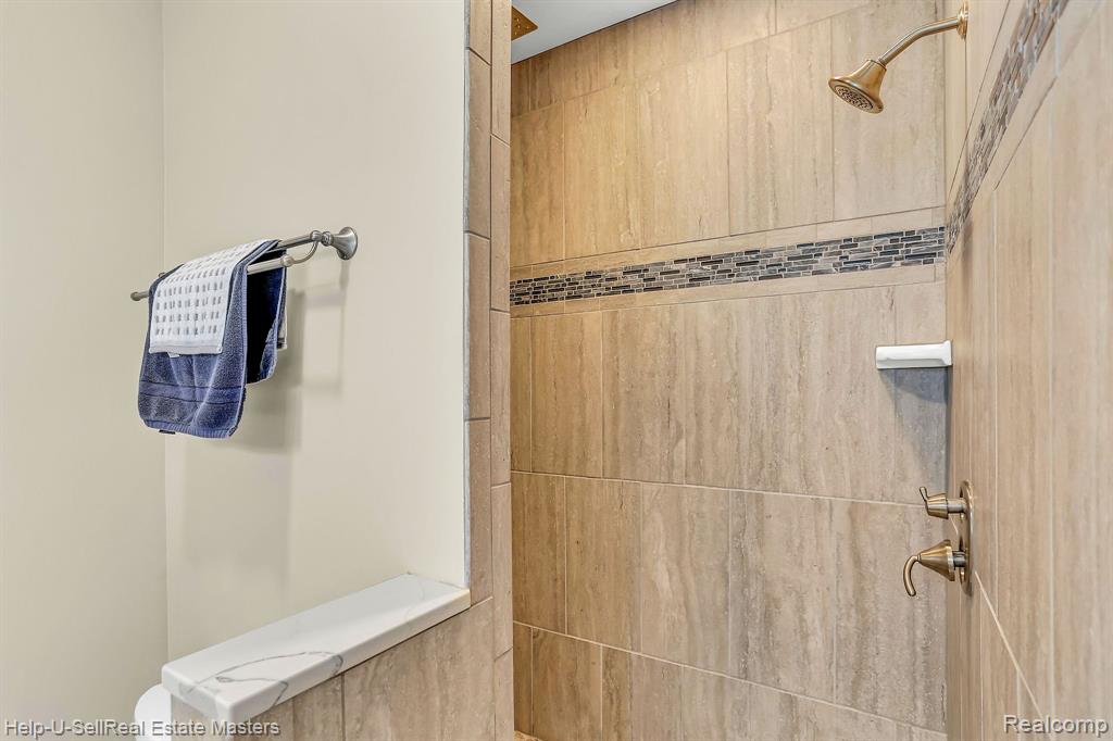 3152 Spruce Drive, Port Huron, MI 48060 — Photo 39