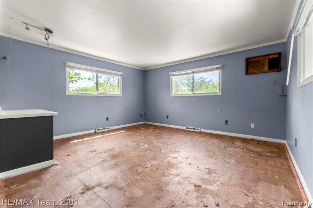 22101 Church Street, Oak Park, MI 48237 — Photo 25