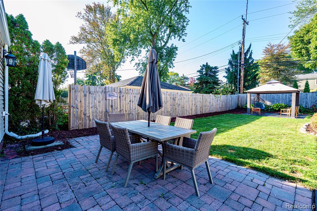 4121 Arlington Drive, Royal Oak, MI 48073 — Photo 37