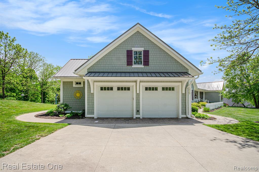 575 Tracy Lane, Milford, MI 48381 — Photo 49