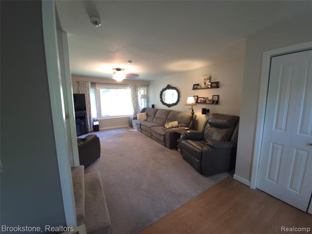 4890 Whipple Lake Road, Clarkston, MI 48348 — Photo 19