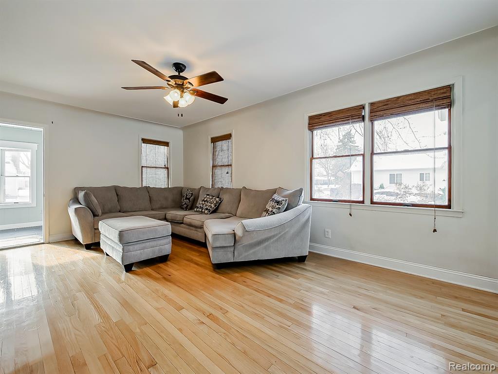 124 Leroy Avenue, Clawson, MI — Photo 5