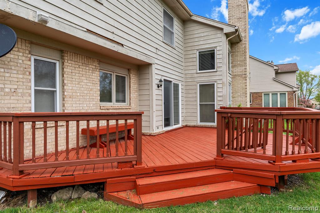 45419 GLENGARRY Boulevard, Canton, MI 48188 — Photo 40