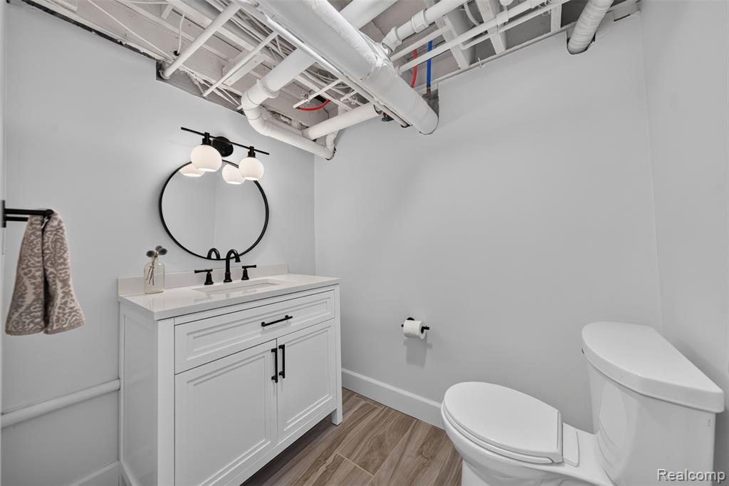 960 Mohegan Street, Birmingham, MI 48009 — Photo 38