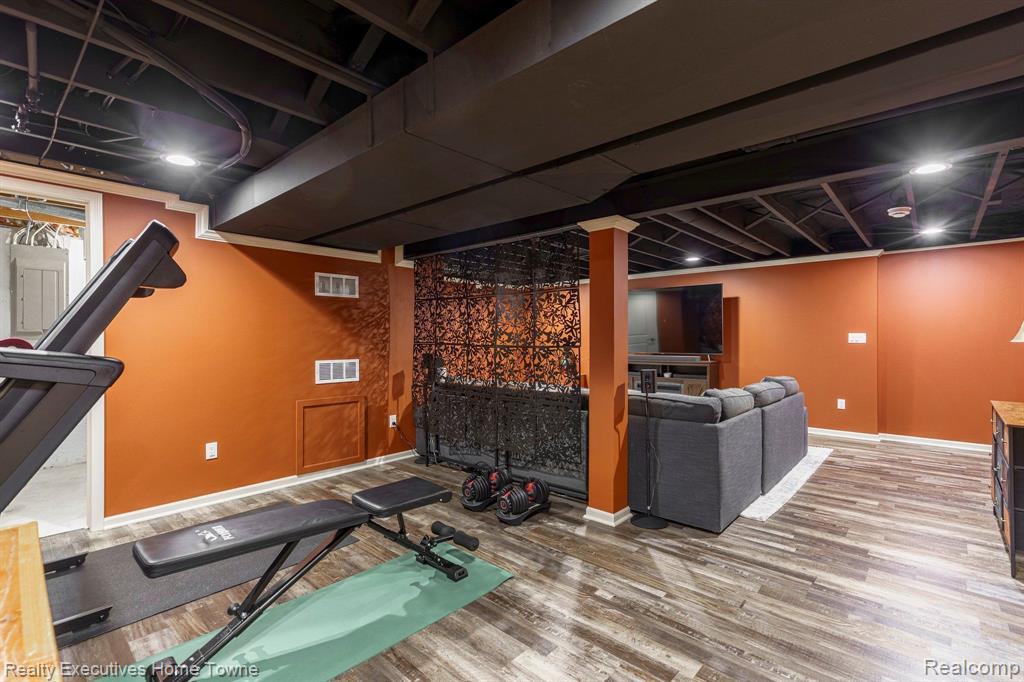 46399 HANFORD Road, Canton, MI 48187 — Photo 47