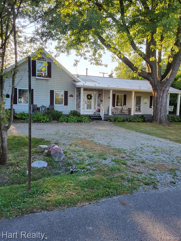 5628 Washington, Lexington, MI 48450 — Photo 3