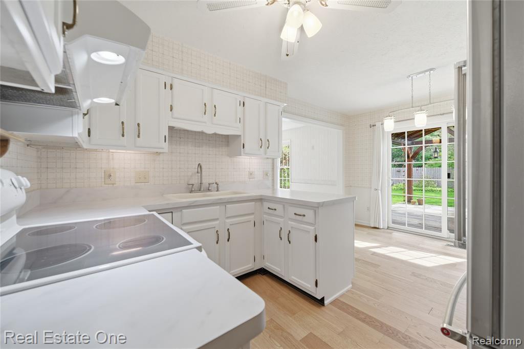 10385 Elizabeth Street, Pinckney, MI 48169 — Photo 12