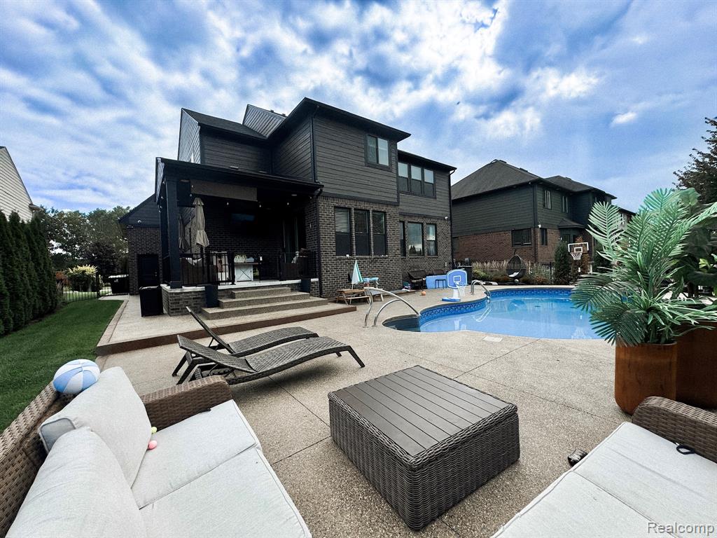 47221 Hidden Meadows Drive, Macomb, MI 48044 — Photo 4