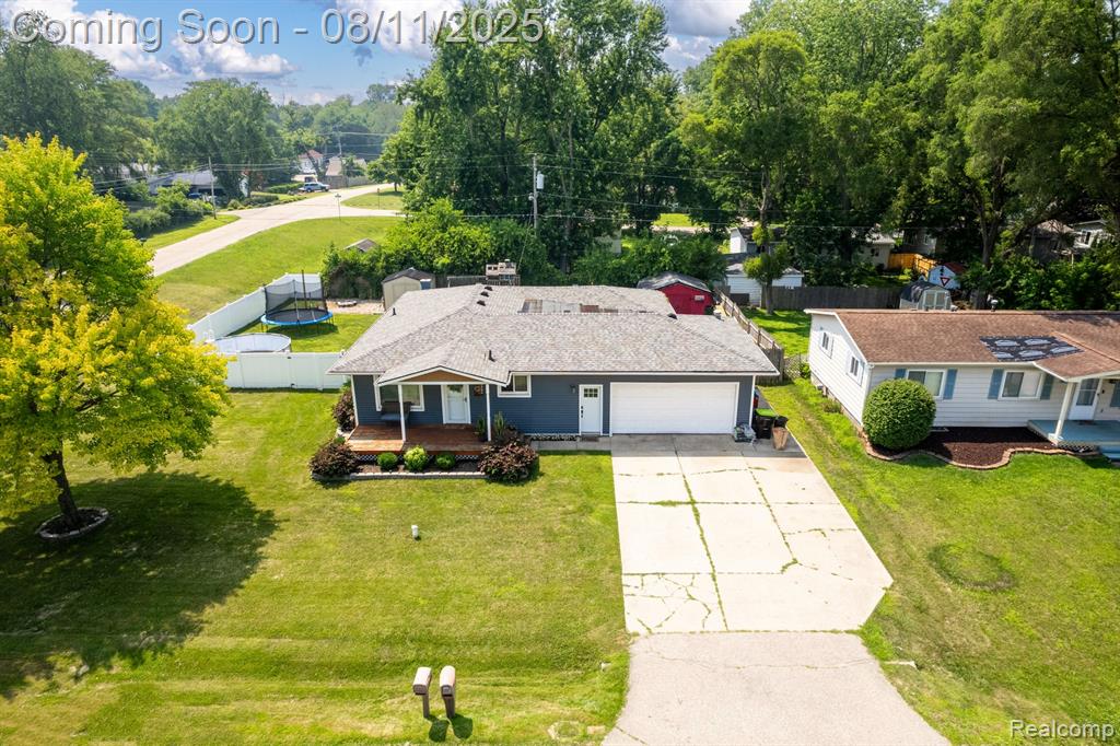 5021 Lakeborn Drive, White Lake, MI 48383 — Photo 13