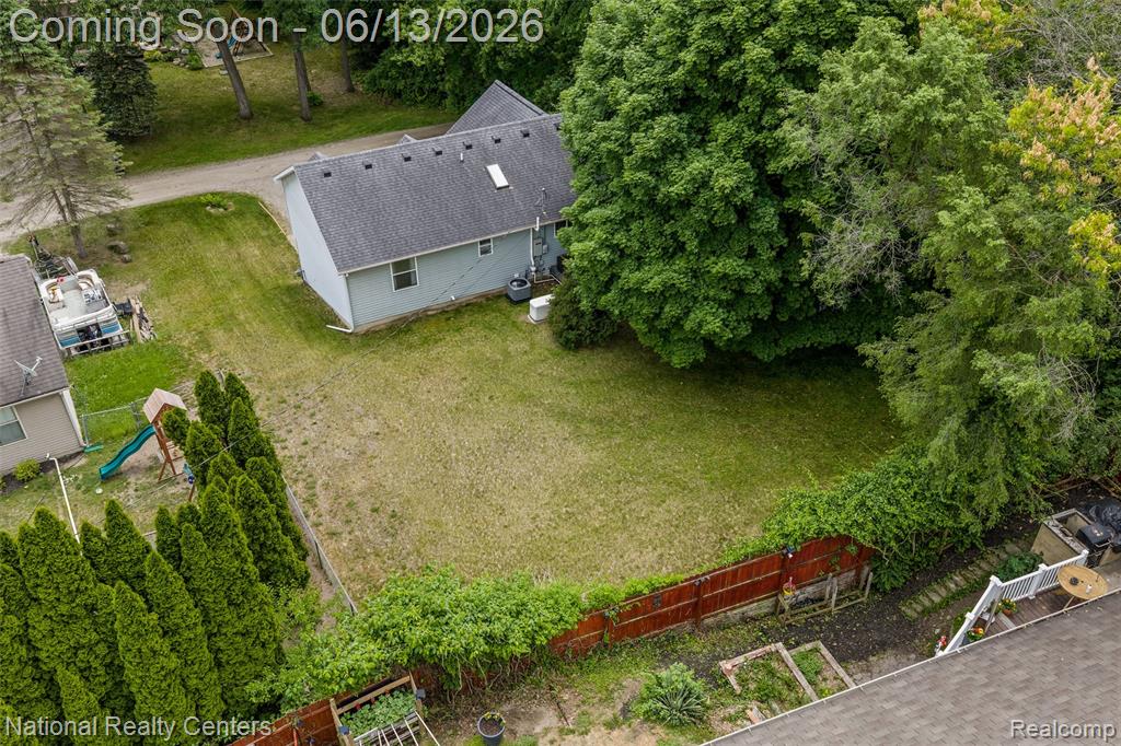 7451 Garland Avenue, Brighton, MI 48116 — Photo 37